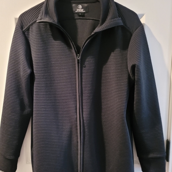 Mondetta Jackets & Blazers - Mondette Performance Gear Women's Long Sleeve Jacket / Coat
